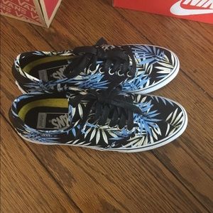 Brand NEW floral Vans